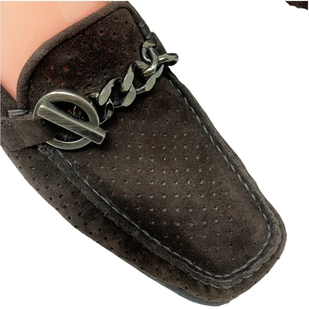 Stuart Weitzman Women’s Dark Brown Suede Chain Accent Slip On Loafers Size 9 N - Picture 11 of 12